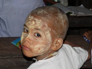 Myanmar, Strassenkinder
