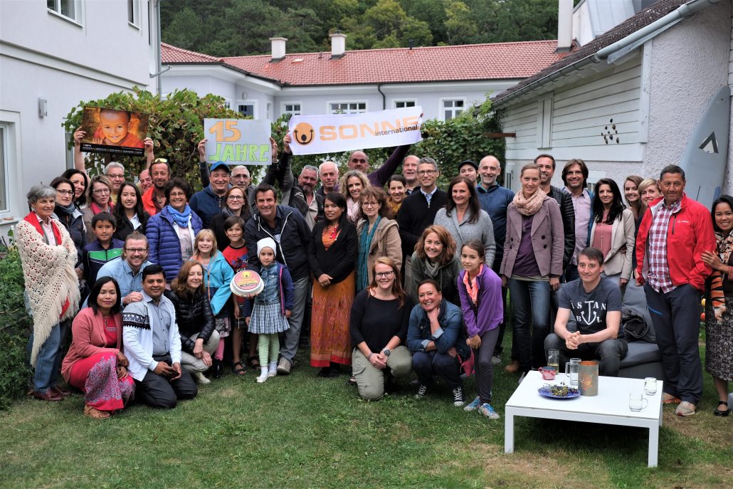 Gruppenbild_SONNE-15 Jahrefeier