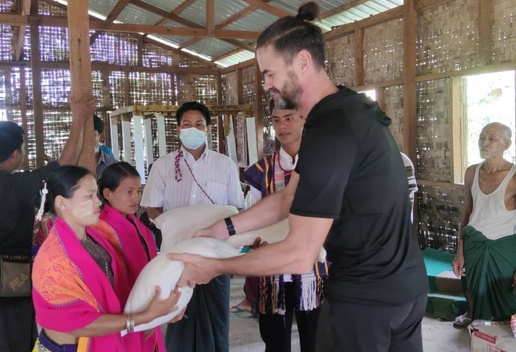 Lebensmittelverteilung, Hilfe für Myanmar