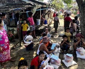 Lebensmittelverteilung, Hilfe für Myanmar