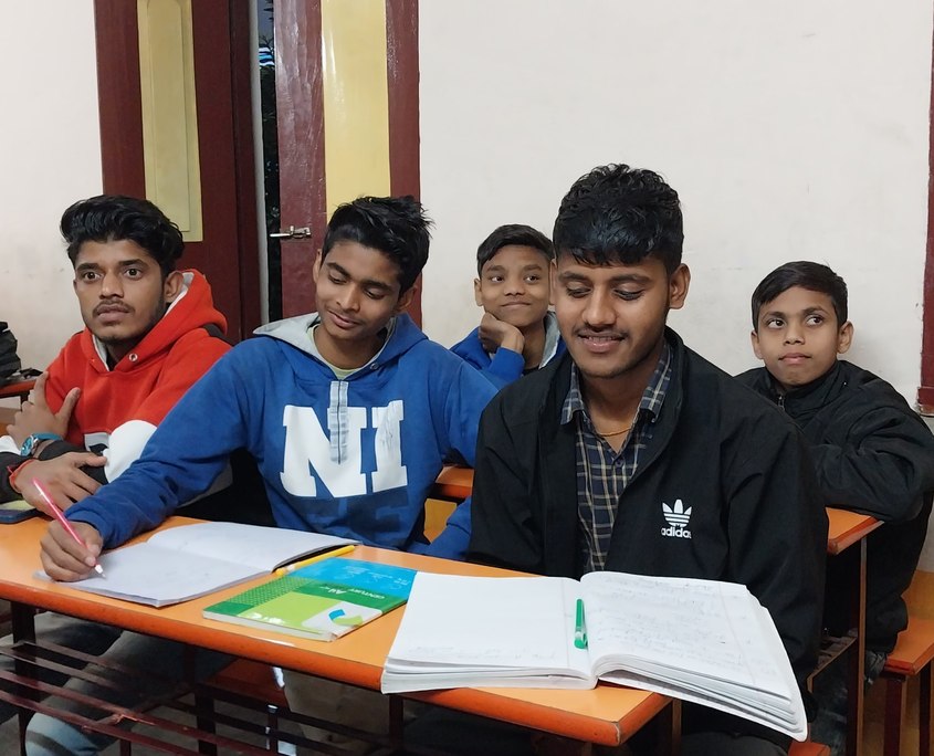 Die indischen SONNE-Schüler beim Englischunterricht