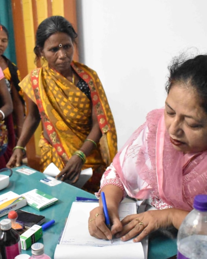Gesundheitsstation in Indien: Kostenlose medizinische Versorgung
