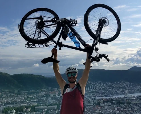 SONNE-Community beim Radfahren: Engagement für die Zukunft.