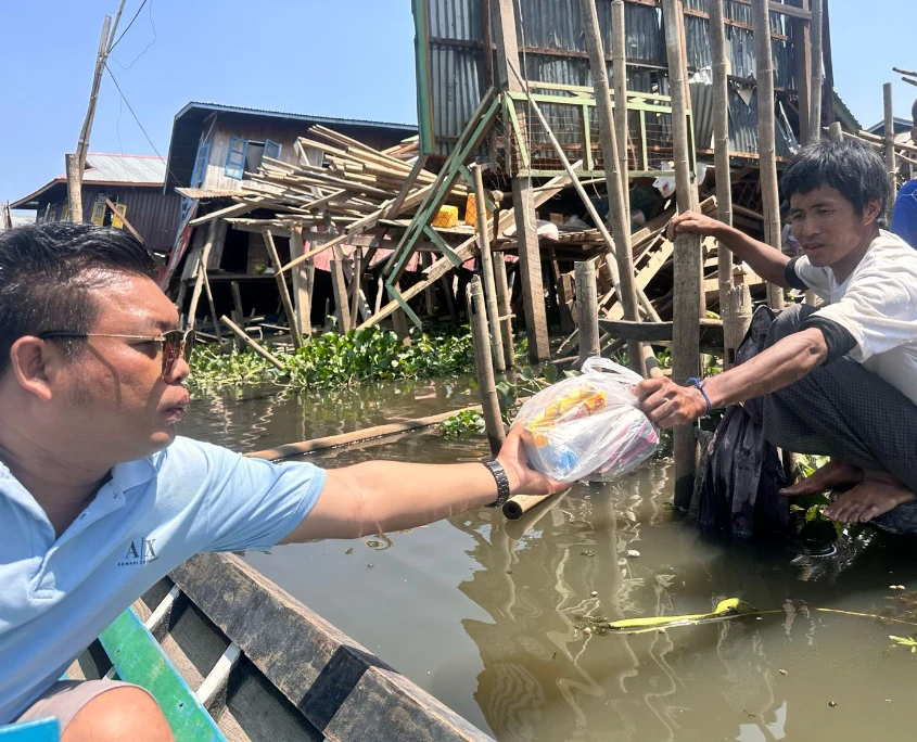 Das Myanmar Team im Einsatz