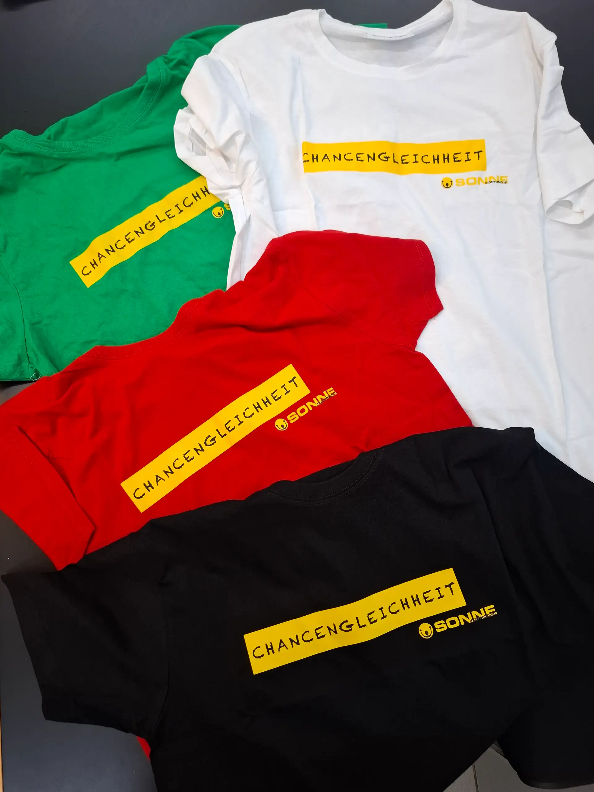 T-Front_Sozial Schenken Shop_c_SONNE-International 2025 T-Front_Sozial