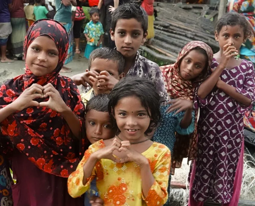 Mantas_vorgaben 2026_c_SONNE-International 2026 Kinder der Manta-Community in Bangladesch