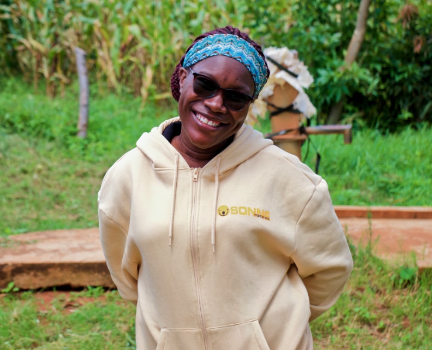 Alice_Malawie_02_C_SONNE-International2026 PAlice Chiwaya von der SONNE-Partnerorganisation Save the Poor Foundation in Malawiortrait Alice in Malawi